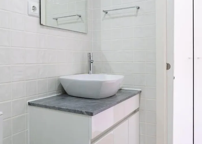 Apartman Framed Corner By Portugal Active *