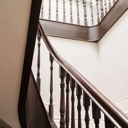 Framed Corner By Portugal Active