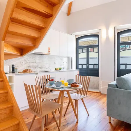 Framed Corner By Portugal Active *